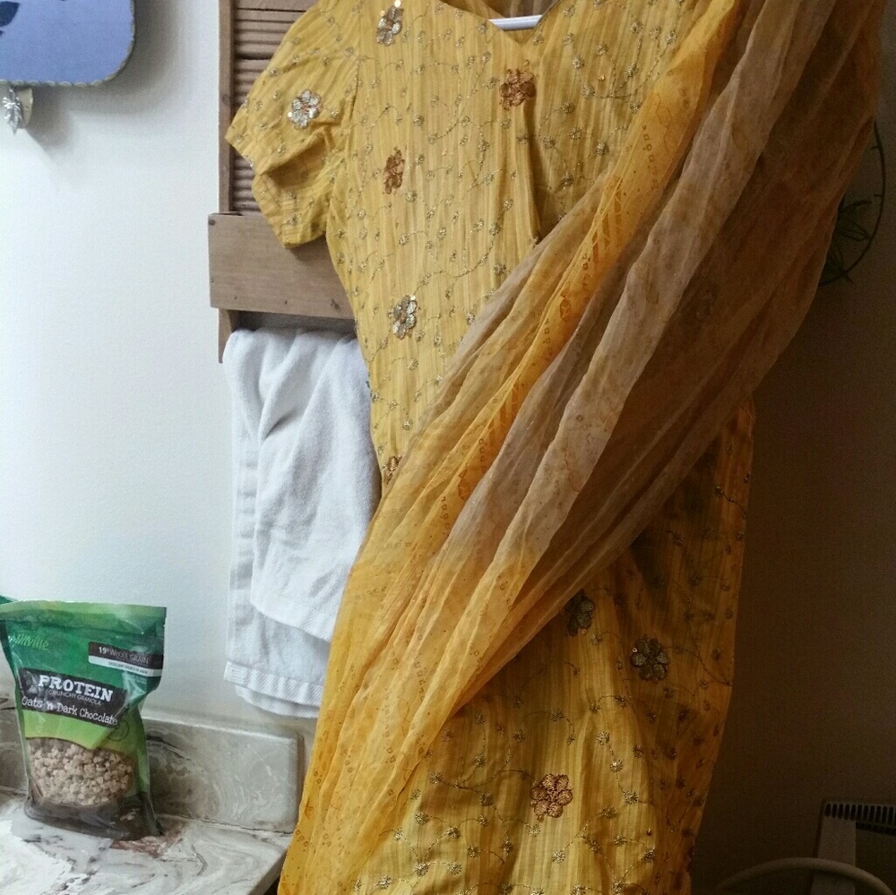 Salwaar Kameez w Dupta and pants